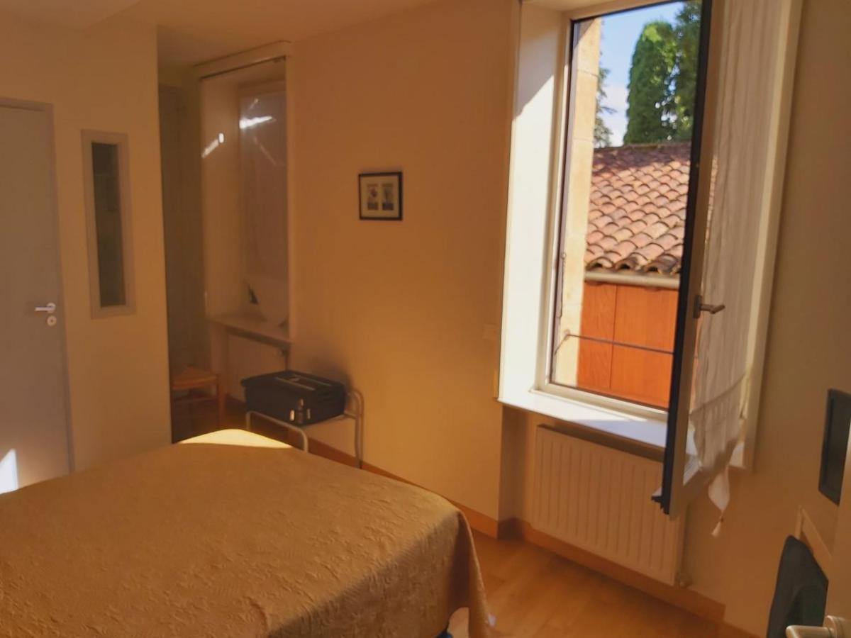 Отель Le Relais De La Tour Capdenac-Gare Экстерьер фото