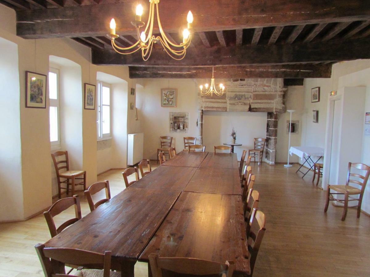 Отель Le Relais De La Tour Capdenac-Gare Экстерьер фото